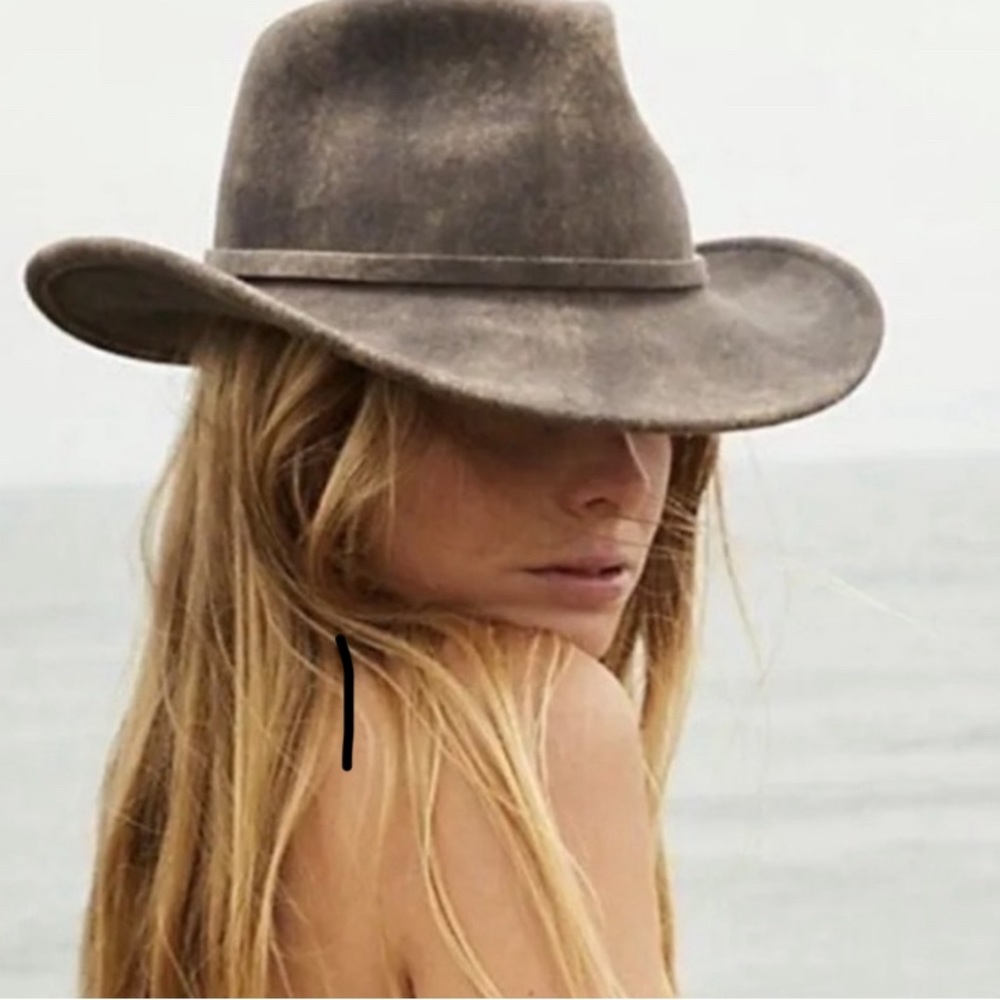 Free People- Trail Dusted Cowboy Hat never worn